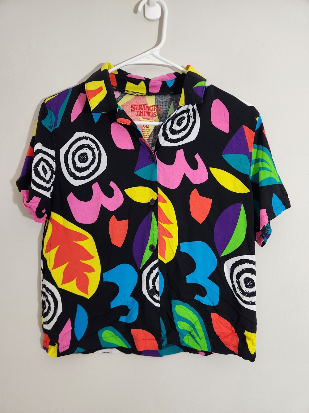 Netflix ELEVEN Cosplay Shirt 80s Mall Button Down Hawaiian Short Sleeve Costume